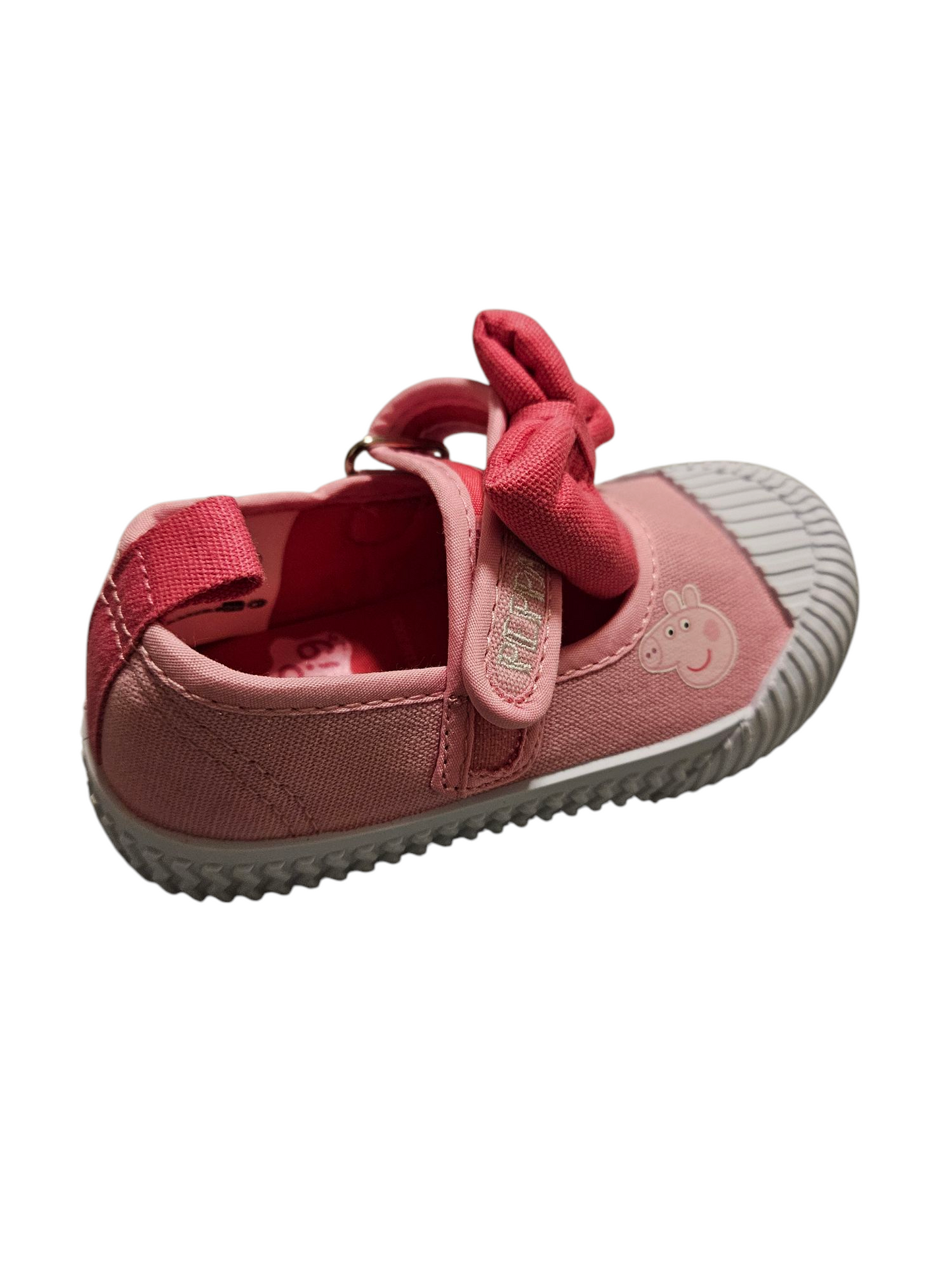 Suesse Peppa Pig Schuhe für mini Fans!