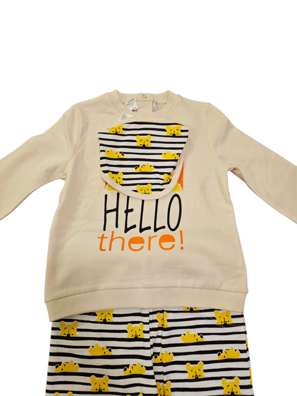 Winnie Puuh-Trainingsanzug mit Latz